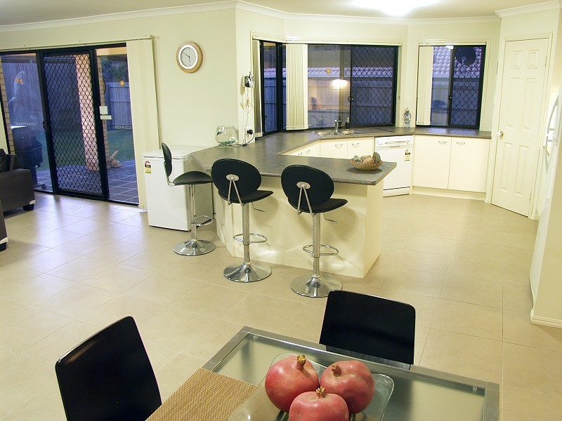 55 Watarrka Drive, Parkinson QLD 4115