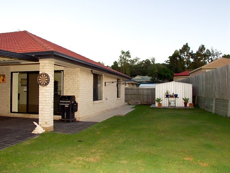 55 Watarrka Drive, Parkinson QLD 4115