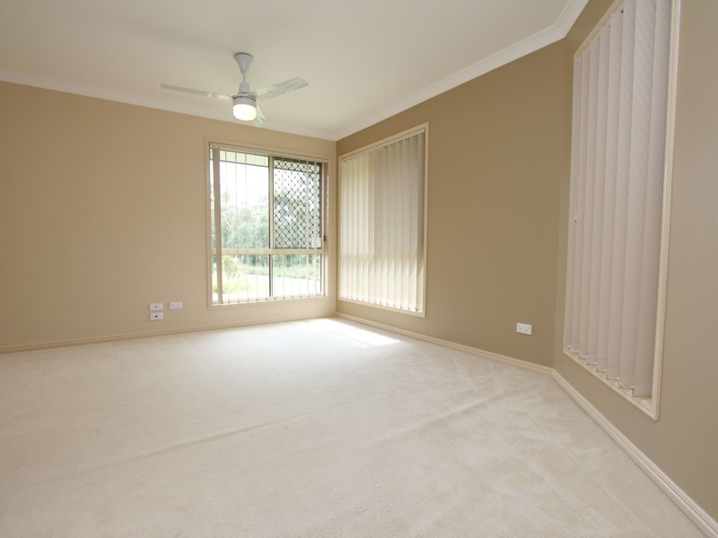 51 Watarrka Drive, Parkinson QLD 4115