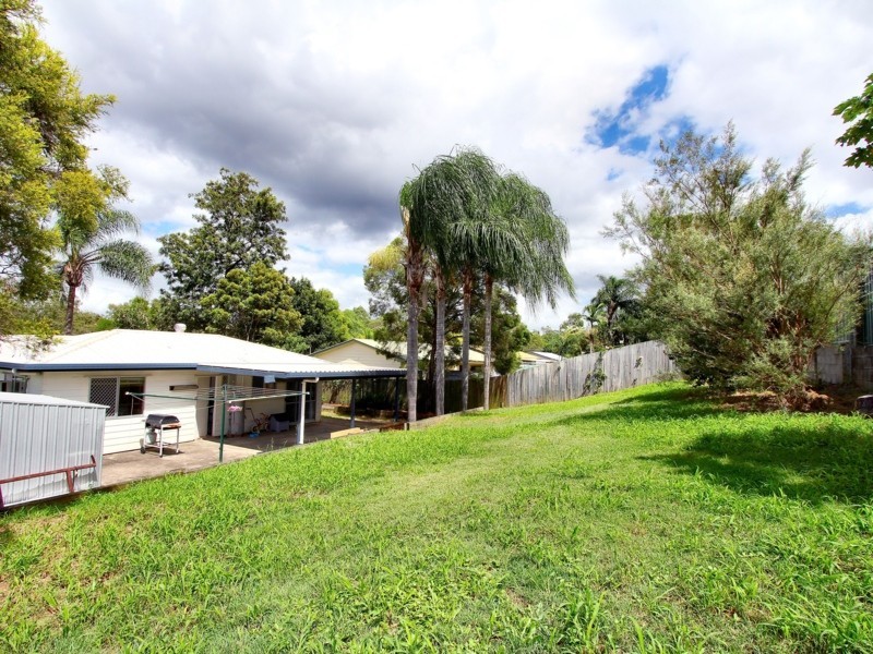 29 Strathallen Drive, Boronia Heights QLD 4124