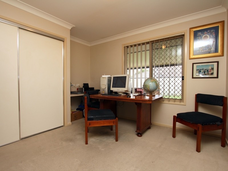 11 Talisker Place, Parkinson QLD 4115