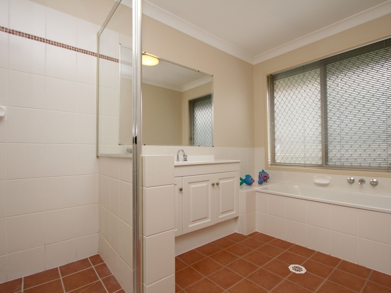 11 Talisker Place, Parkinson QLD 4115