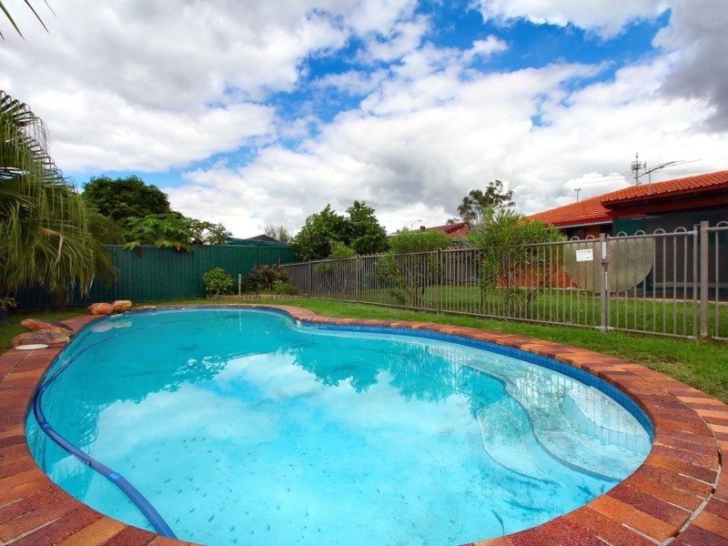 17 Cressida Street, Sunnybank Hills QLD 4109