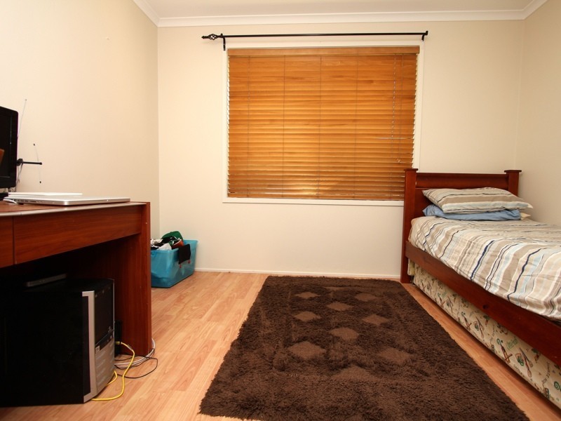 11 Michigan Crescent, Parkinson QLD 4115