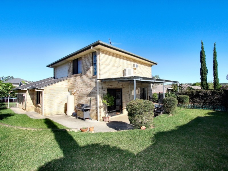 11 Michigan Crescent, Parkinson QLD 4115