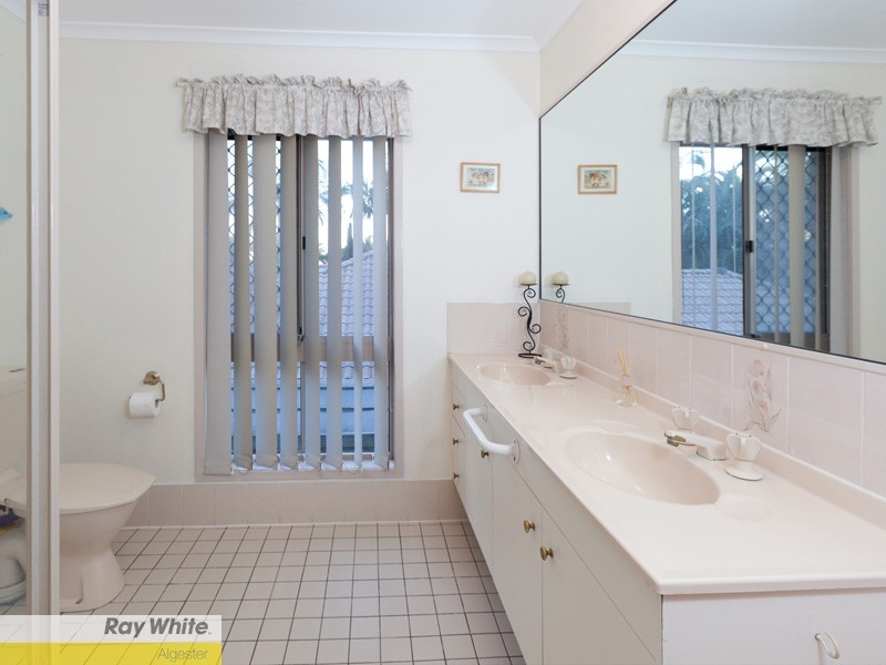 14 Springfield Crescent, Parkinson QLD 4115