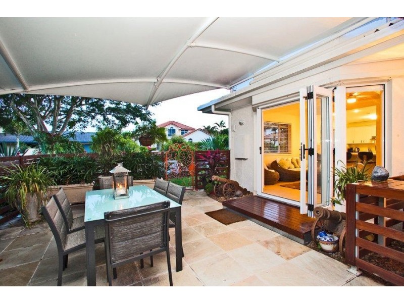 30 Ontario Cres, Parkinson QLD 4115