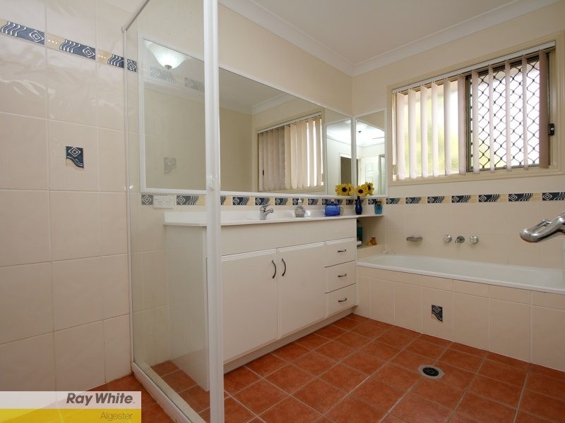 2 Stivala Street, Calamvale QLD 4116