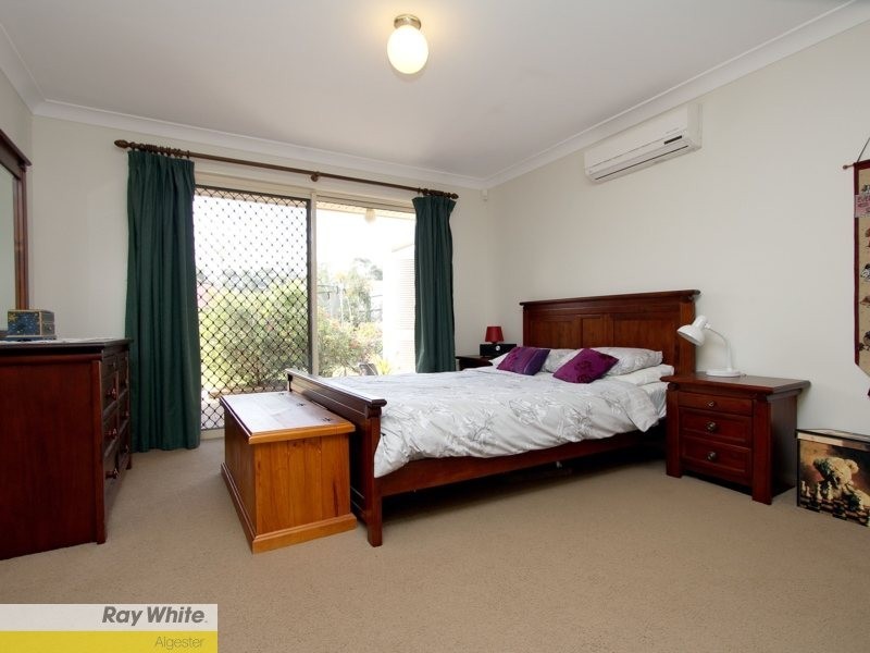 69 Woodlark Crescent, Parkinson QLD 4115