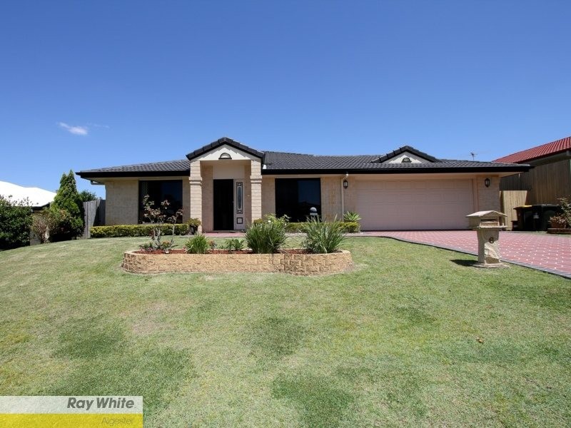 6 Newland Crescent, Parkinson QLD 4115