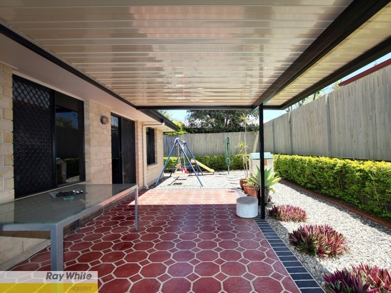 6 Newland Crescent, Parkinson QLD 4115