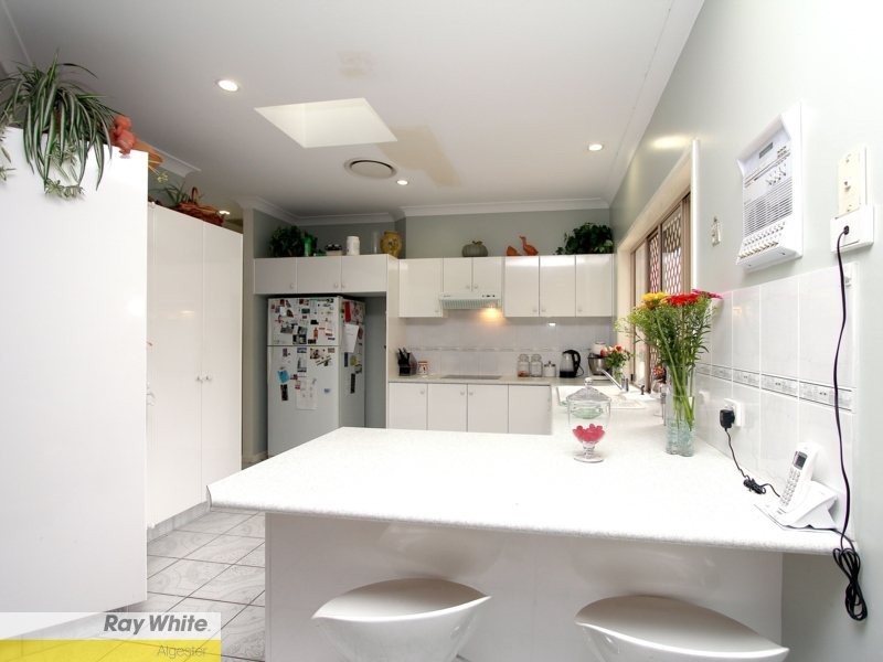 9 Copeton Crescent, Parkinson QLD 4115