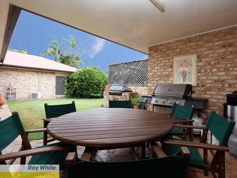 9 Copeton Crescent, Parkinson QLD 4115
