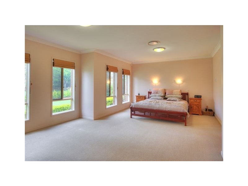 8 Watarrka Drive, Parkinson QLD 4115