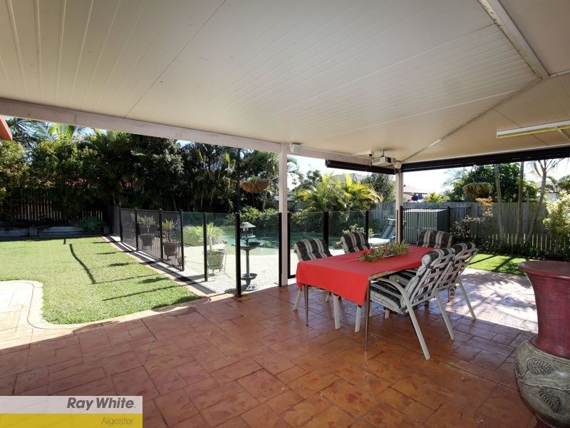 32 Lake Eyre Crescent, Parkinson QLD 4115