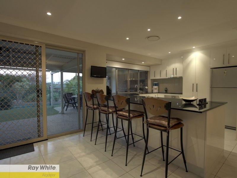 1 Gilgai Close, Parkinson QLD 4115