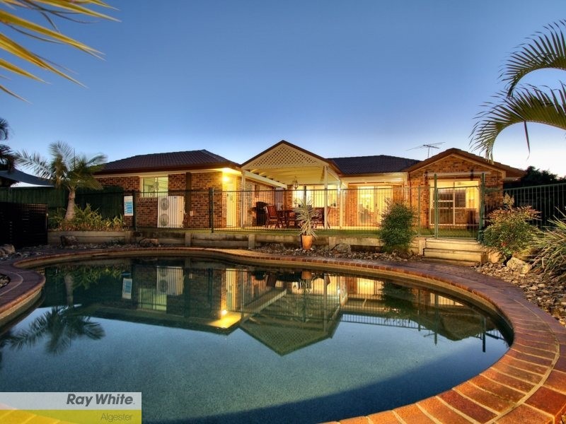 1 Gilgai Close, Parkinson QLD 4115