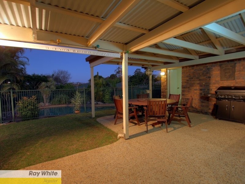 1 Gilgai Close, Parkinson QLD 4115