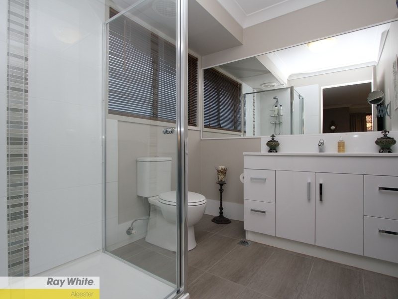 1 Gilgai Close, Parkinson QLD 4115