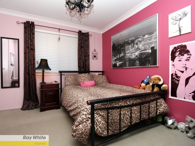 1 Gilgai Close, Parkinson QLD 4115