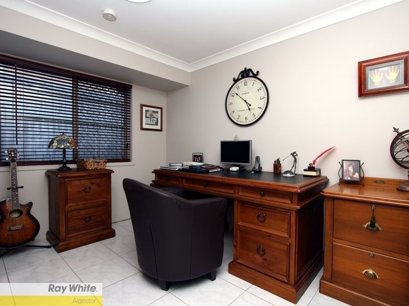 1 Gilgai Close, Parkinson QLD 4115