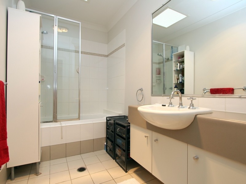 1/13 Richmond Road, Morningside QLD 4170