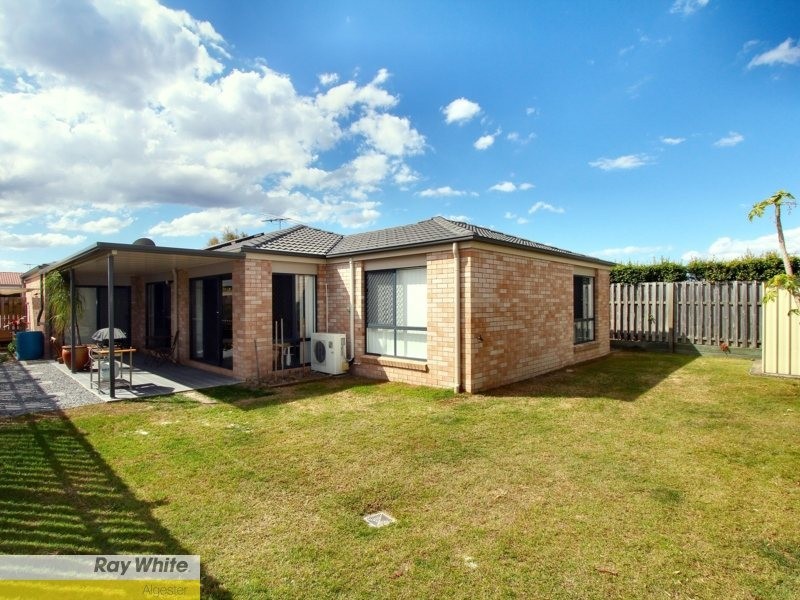 6 Goongarrie Crescent, Parkinson QLD 4115