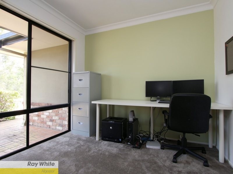 21 Flinders Esplanade, Parkinson QLD 4115