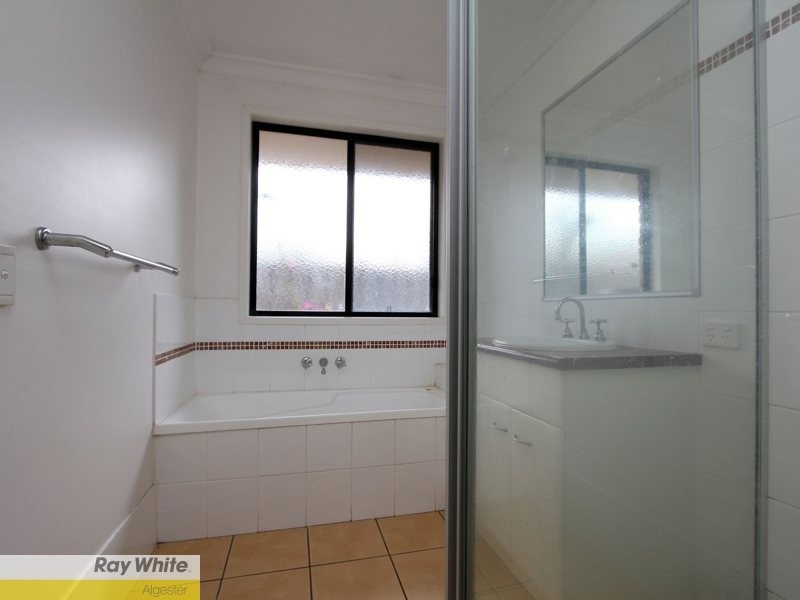 21 Flinders Esplanade, Parkinson QLD 4115