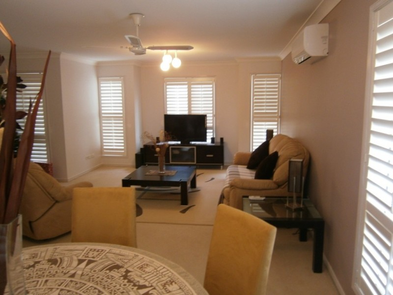 15 Michigan Crescent, Parkinson QLD 4115