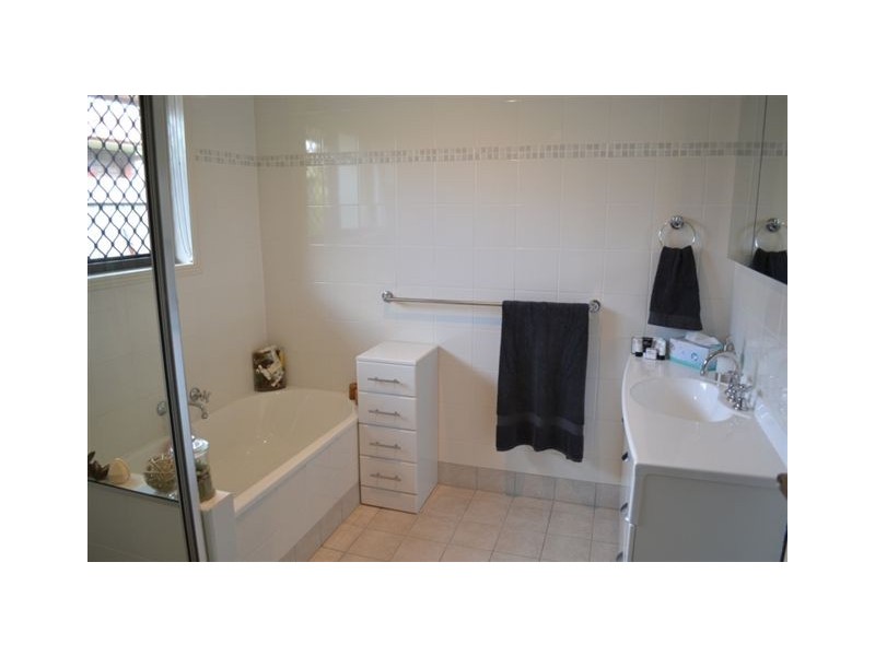 30 Owenia Street, Algester QLD 4115