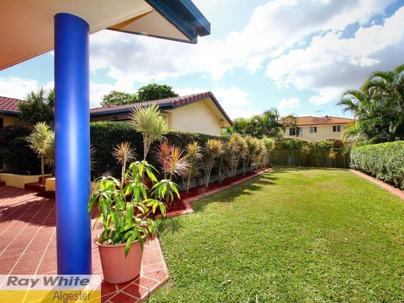 11 Albert Place, Parkinson QLD 4115