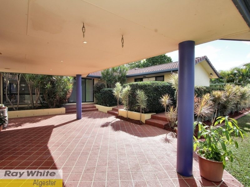 11 Albert Place, Parkinson QLD 4115