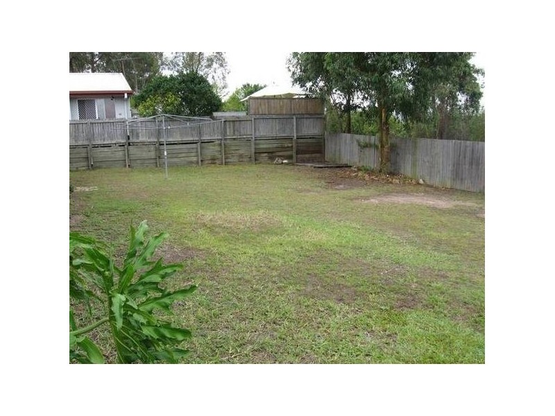 11 Whitlam Drive, Collingwood Park QLD 4301