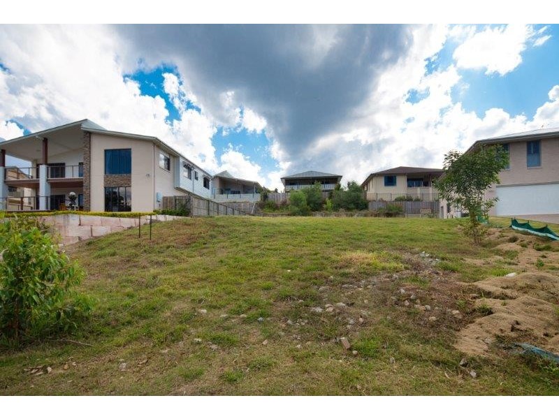 5 Clem Close, Daisy Hill QLD 4127
