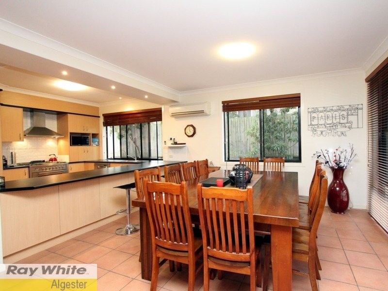 80 Golden Rain Place, Stretton QLD 4116