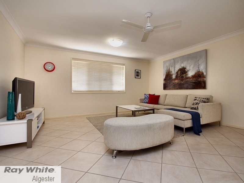 3 Watarrka Drive, Parkinson QLD 4115