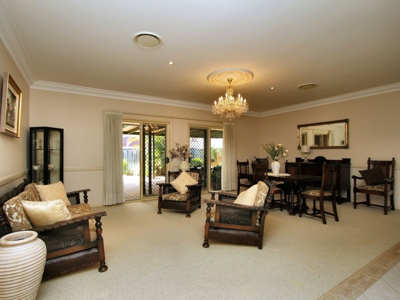 56 Lake Eyre Crescent, Parkinson QLD 4115