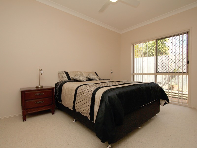 56 Lake Eyre Crescent, Parkinson QLD 4115