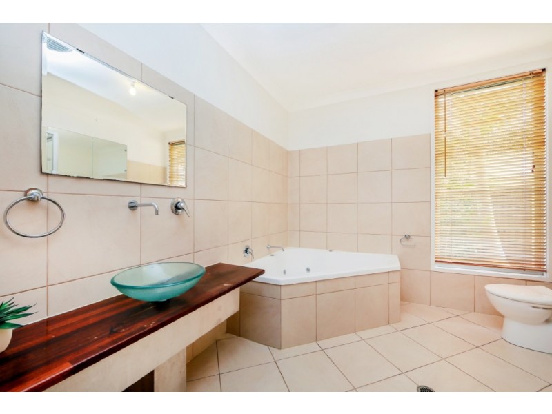 80 White Cedar Circuit, Stretton QLD 4116