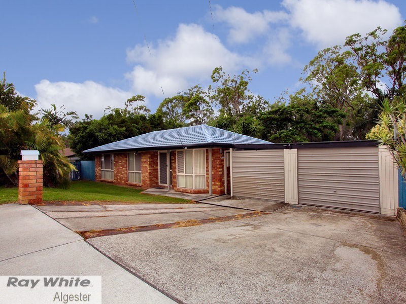 11 Conifer Street, Hillcrest QLD 4118