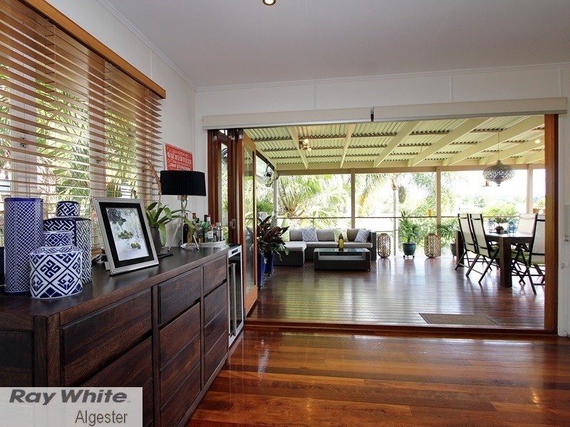 5 Bradnor Street, Carina QLD 4152