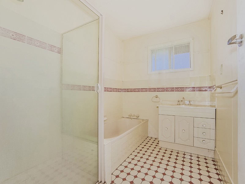 107-123 Mahons Road, Pine Mountain QLD 4306