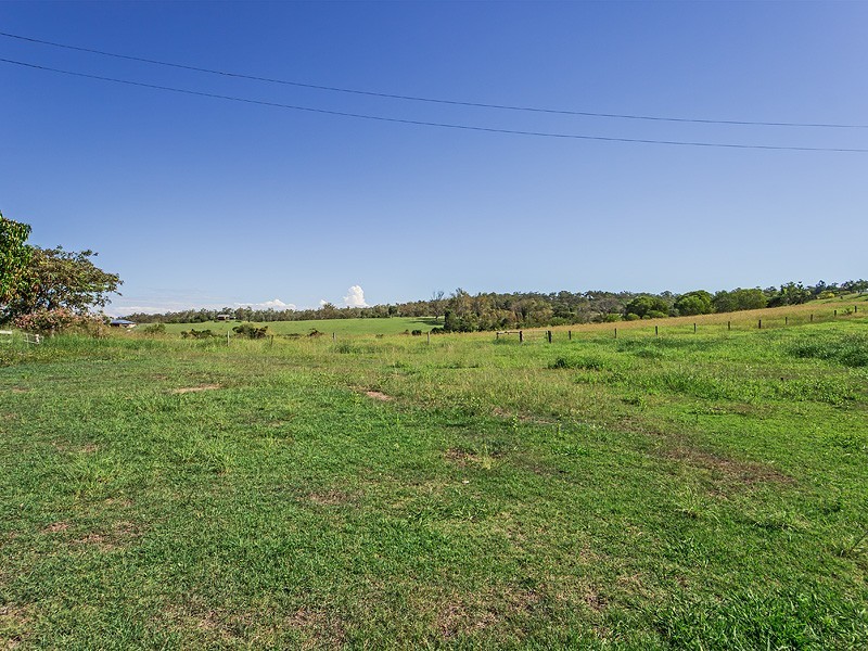 107-123 Mahons Road, Pine Mountain QLD 4306