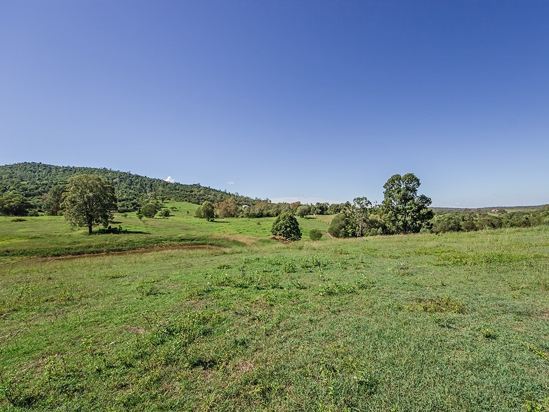 107-123 Mahons Road, Pine Mountain QLD 4306