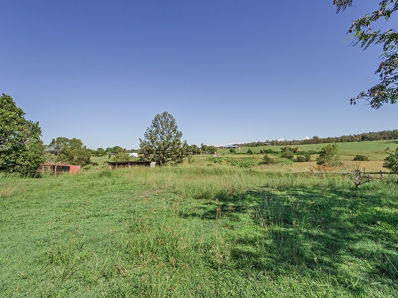 107-123 Mahons Road, Pine Mountain QLD 4306