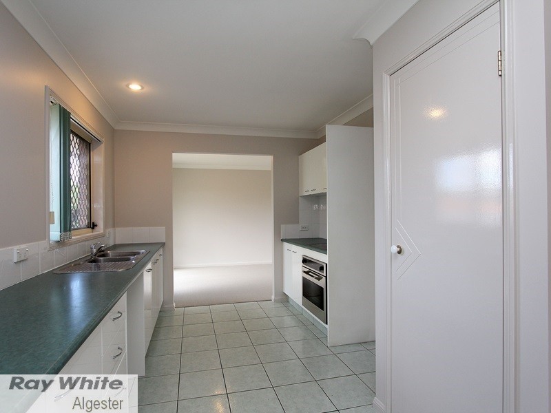 3 Newland Crescent, Parkinson QLD 4115