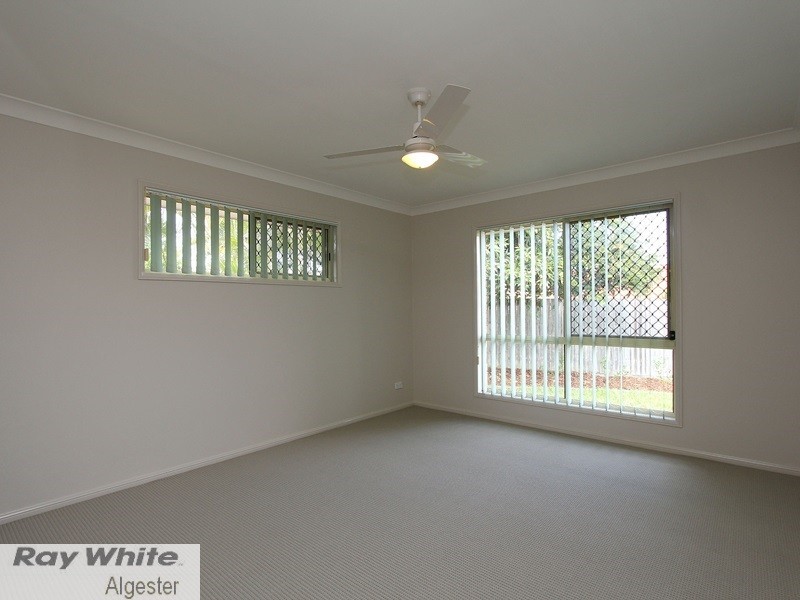 3 Newland Crescent, Parkinson QLD 4115