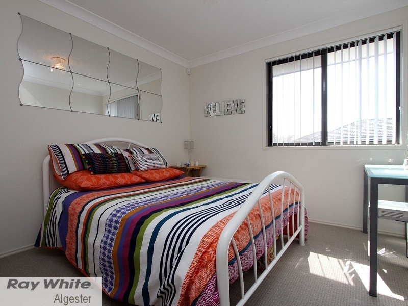 2 Coneybeer Place, Eight Mile Plains QLD 4113