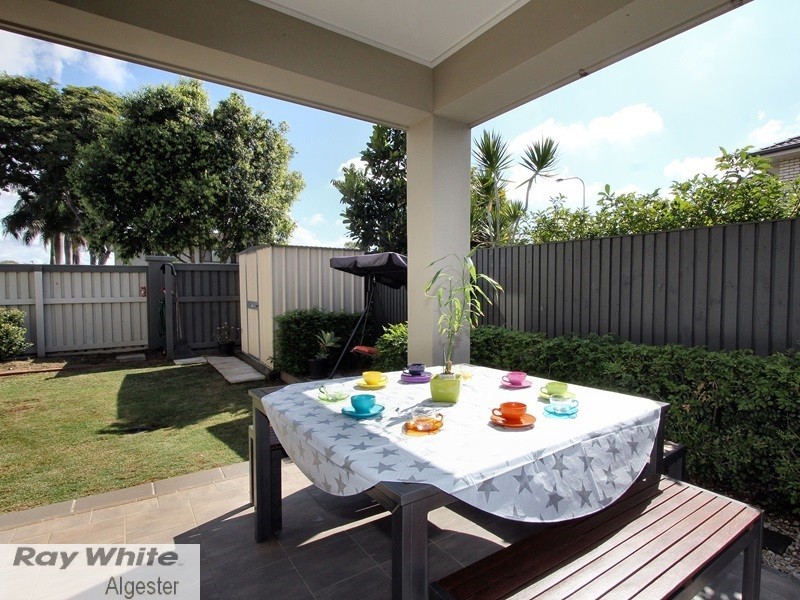 2 Coneybeer Place, Eight Mile Plains QLD 4113